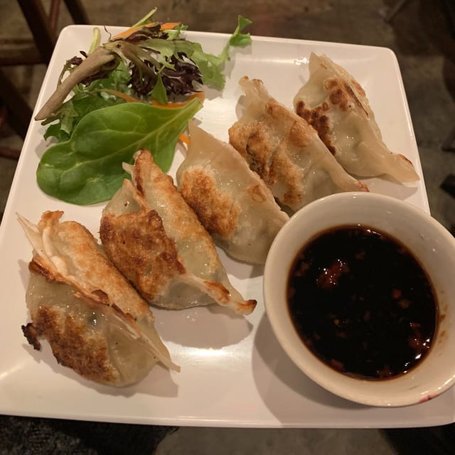 Chicken potsticker.