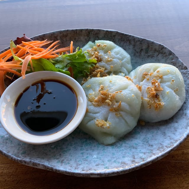Steamed chive dumplings.