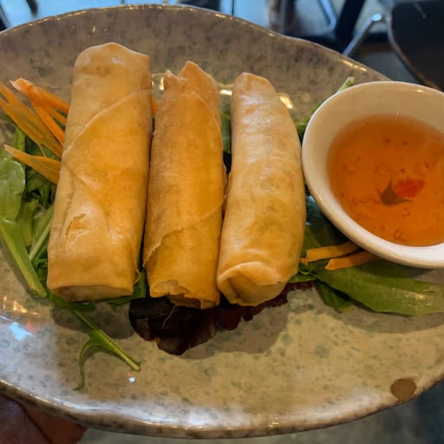 Spring roll (3 pieces).